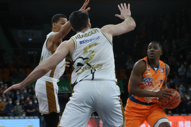 限制了沙特 限制了沙特